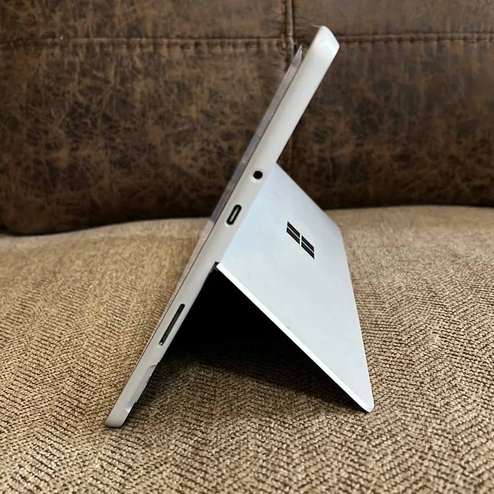 Microsoft Surface Go 2 tablet model 1926 64GB